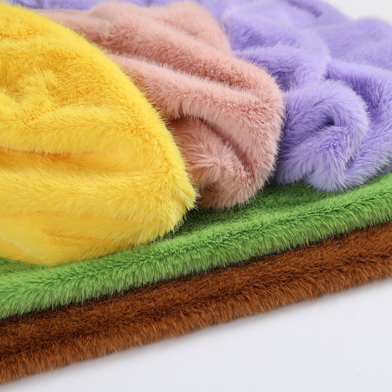 High Low Pile Faux Plush Fabri - Sewing Garments 评论和价格