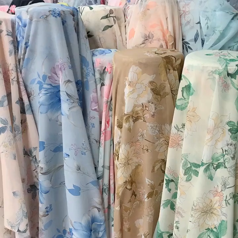30D Butterfly Printed Chiffon  - Sewing By 评论和价格