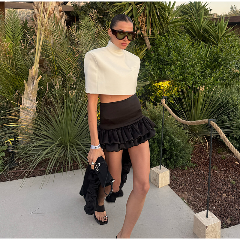 Ruffles Mini Skirt 2 Piece Set - Shoulder Pad Set In 评论和价格
